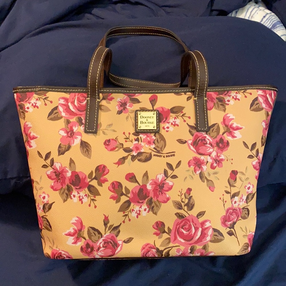 Dooney & Bourke Cabbage Roses Charleston Tote Polyvinyl Leather Shoulder Bag